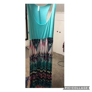 Maxi dress